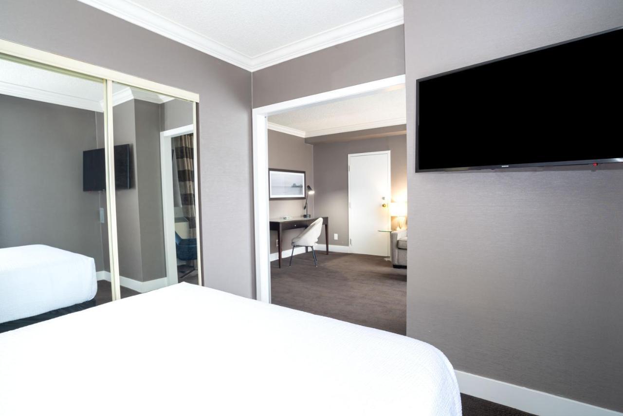 Sandman Signature Mississauga Hotel Kültér fotó