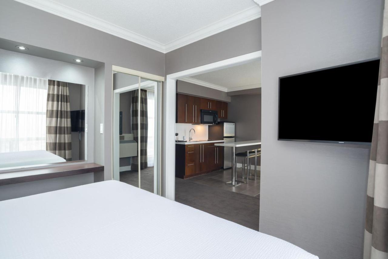 Sandman Signature Mississauga Hotel Kültér fotó