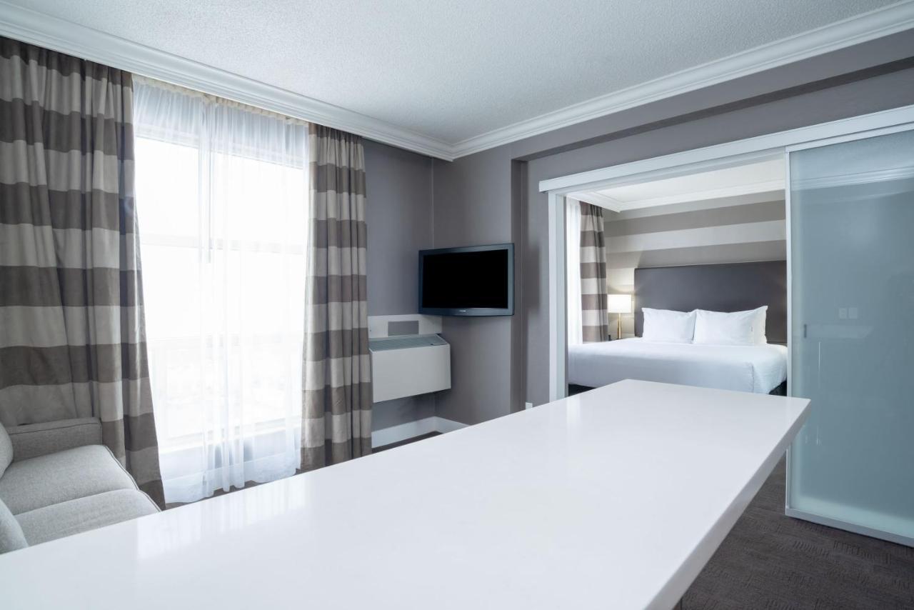 Sandman Signature Mississauga Hotel Kültér fotó